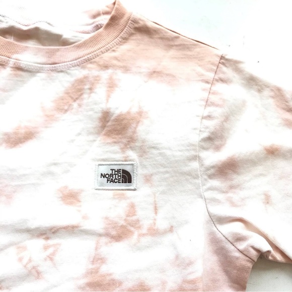 THE NORTH FACE Women’s Botanic Dye Tee - Picture 3 of 9